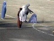 Bóng đá anh, ngoại hạng anh, lịch thi đấu euro 2012, Taliban xử tử một phụ nữ ở nơi công cộng